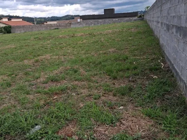 Terreno com 1000m², à venda, no bairro Mato Dentro em Mairinque