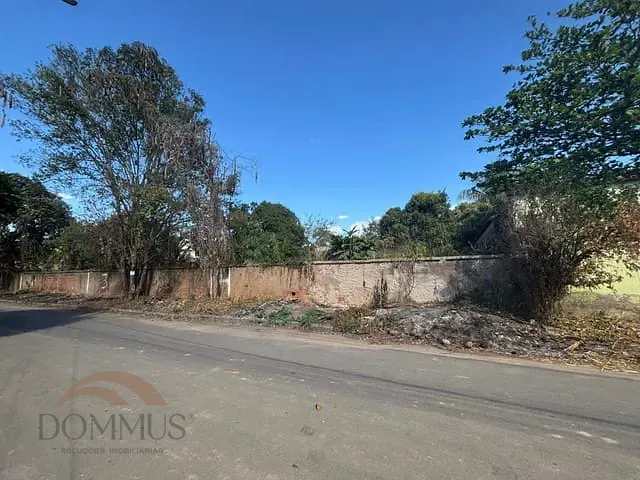 Terreno com 360m², à venda, no bairro Residencial Porto Seguro em Caratinga