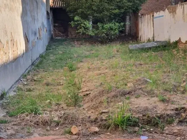 Terreno com 240m², à venda, no bairro Centro em Caçapava
