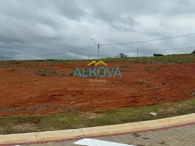 Terreno com 313m², à venda, no bairro Condomínio Residencial Ecopark Bourbon em Caçapava