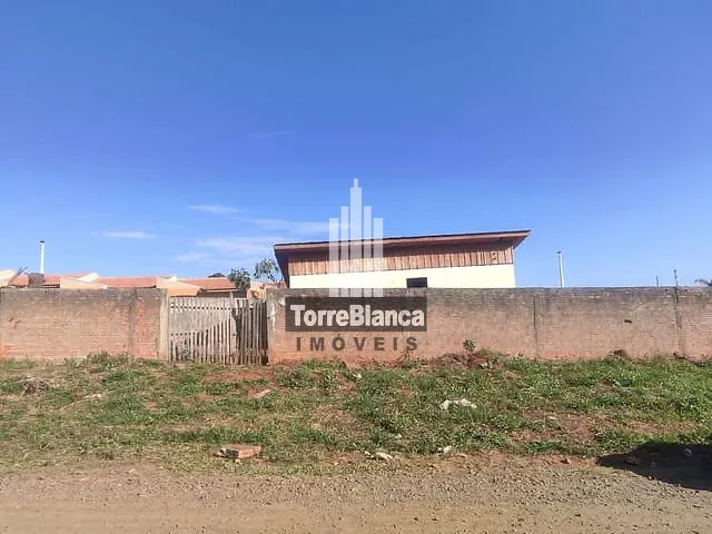 Terreno com 317m², à venda, no bairro Uvaranas em Ponta Grossa