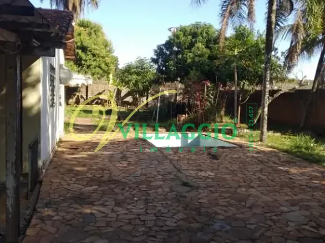 Terreno com 1300m², à venda, no bairro Monte Carlo em Guapiaçu