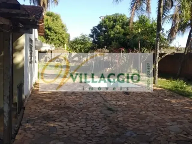 Terreno com 1300m², à venda, no bairro Monte Carlo em Guapiaçu