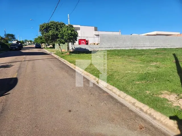 Terreno com 800m², à venda, no bairro Medeiros em Jundiaí