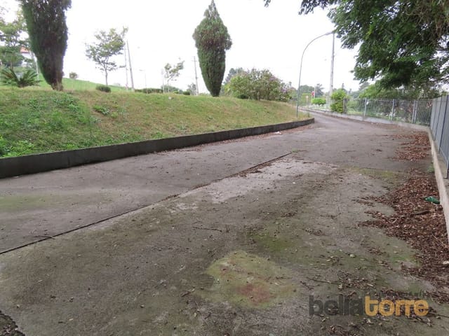 Terreno à venda, no bairro Uberaba em Curitiba