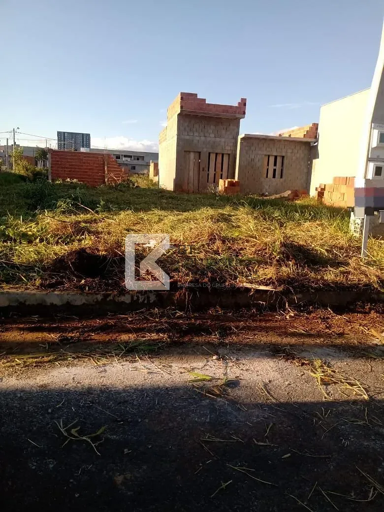 Terreno, 180 m² - Foto 1