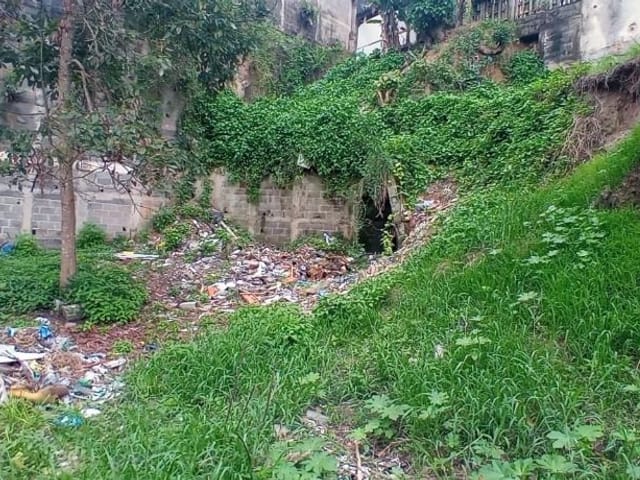 Terreno com 1000m², à venda, no bairro Jardim Lina em Cotia