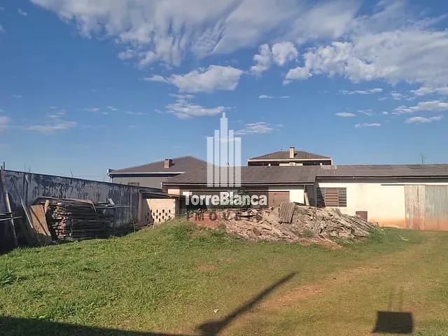 Terreno com 462m², à venda, no bairro Uvaranas em Ponta Grossa