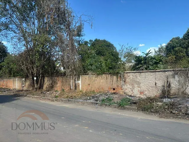Terreno com 360m², à venda, no bairro Residencial Porto Seguro em Caratinga