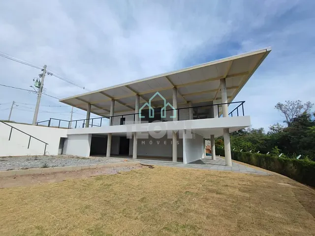 Terreno com 338m², à venda, no bairro Piracangaguá em Taubaté