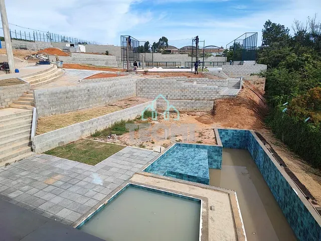 Terreno com 338m², à venda, no bairro Piracangaguá em Taubaté