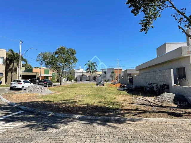 Terreno com 338m², à venda, no bairro Jardim Jaraguá em Taubaté