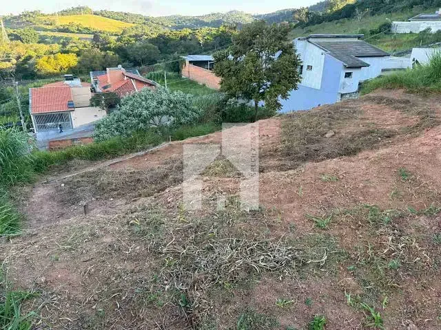 Terreno com 297m², à venda, no bairro Loteamento Jardim Ipanema em Jundiaí