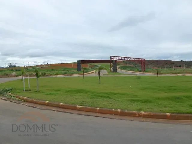 Terreno com 2943m², à venda, no bairro Business Park em Caratinga