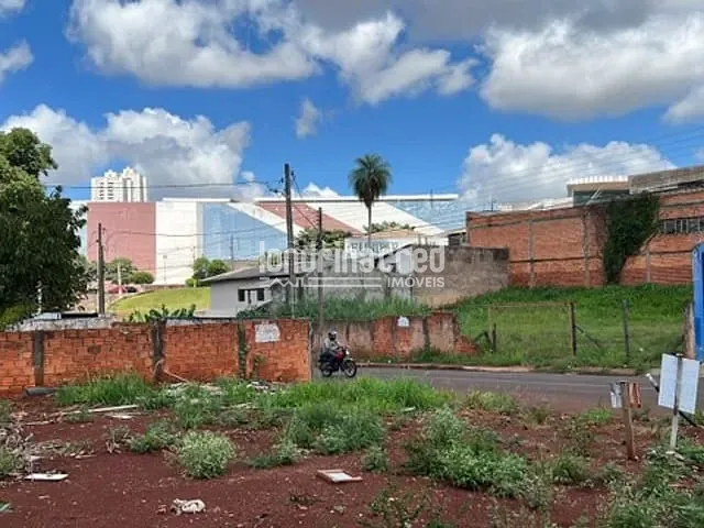 Terreno com 362m², à venda, no bairro Fraternidade em Londrina