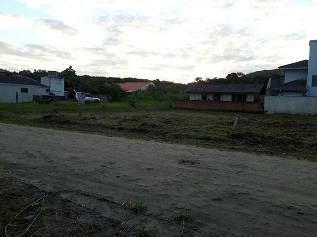 Terreno com 325m², à venda, no bairro centro em Bombinhas
