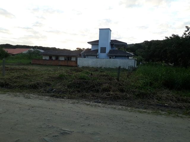 Terreno com 325m², à venda, no bairro centro em Bombinhas
