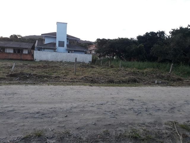 Terreno com 325m², à venda, no bairro centro em Bombinhas