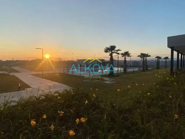 Terreno com 330m², à venda, no bairro Urbanova em São José dos Campos