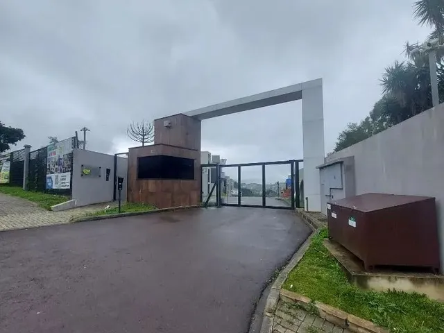 Terreno à venda, no bairro Santa Cândida em Curitiba