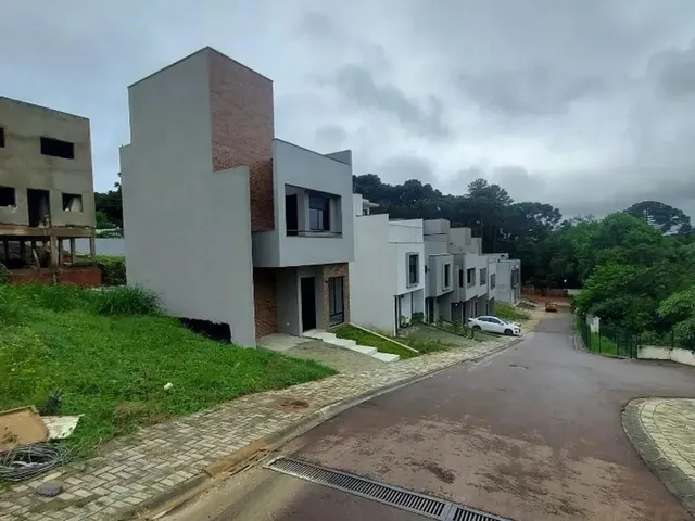Terreno à venda, no bairro Santa Cândida em Curitiba