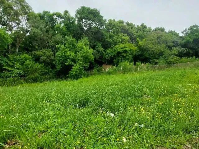 Terreno à venda, no bairro Santa Cândida em Curitiba
