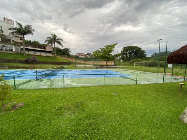 Terreno com 400m², à venda, no bairro Jardim Torino em Cotia