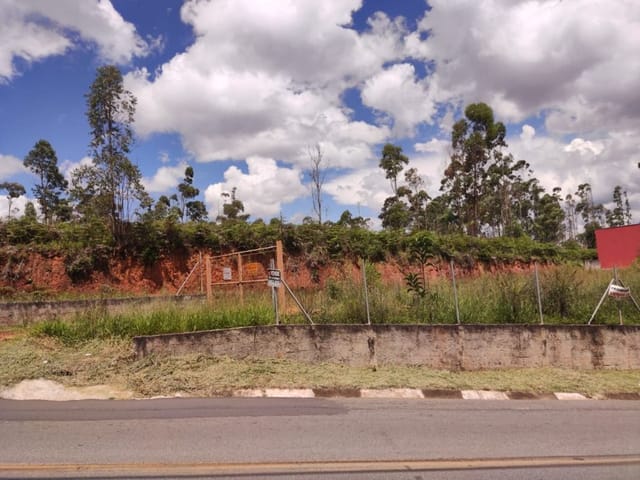 Terreno com 1690m², à venda, no bairro São Judas Tadeu em Vargem Grande Paulista