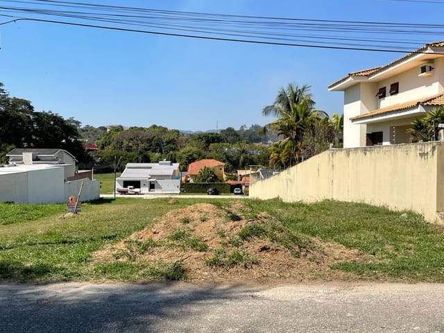Terreno com 450m², à venda, no bairro Internacional Park em Guaratinguetá