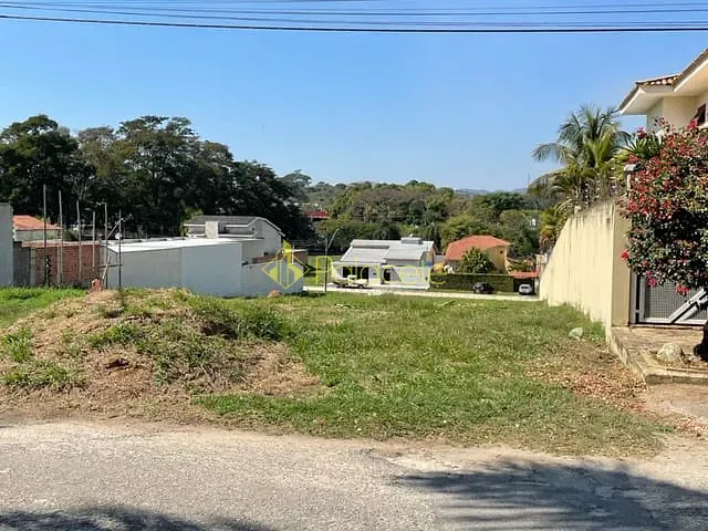 Terreno com 450m², à venda, no bairro Internacional Park em Guaratinguetá