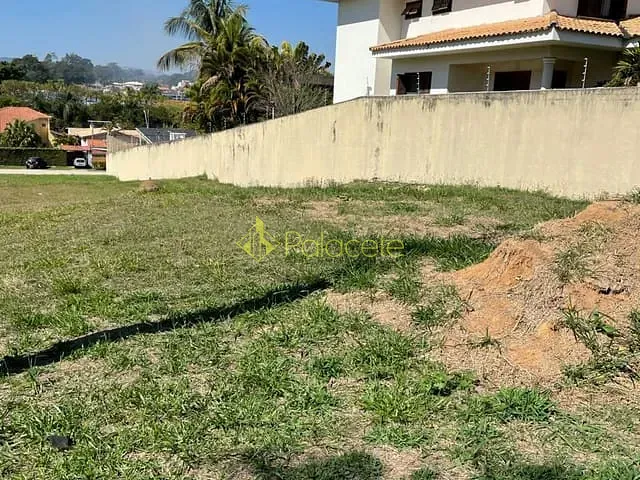 Terreno com 450m², à venda, no bairro Internacional Park em Guaratinguetá