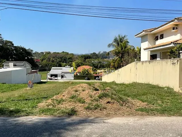Terreno com 450m², à venda, no bairro Internacional Park em Guaratinguetá