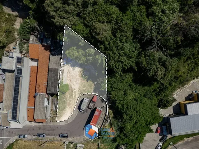Terreno com 554m² 1 quarto e 1 banheiro, à venda, no bairro Jardim Palermo em Jundiaí