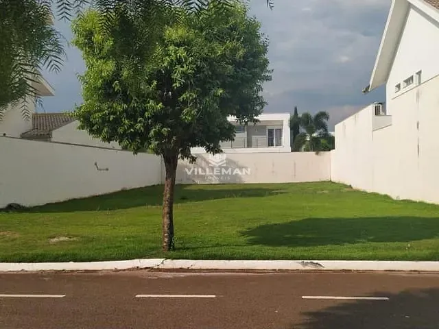 Terreno com 450m², à venda, no bairro Jardim Leblon em Maringá