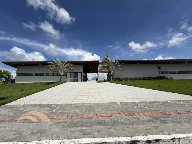 Terreno com 587m², à venda, no bairro Condomínio Lagoa Silvana - Parques do Vale em Caratinga