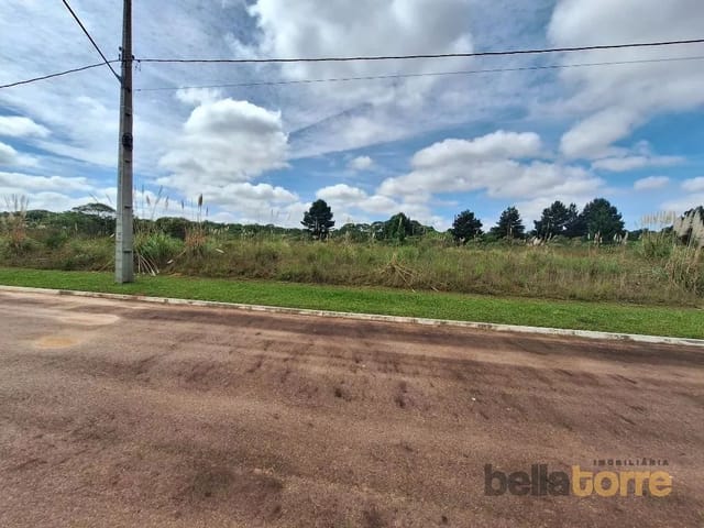 Terreno à venda, no bairro Eucaliptos em Fazenda Rio Grande