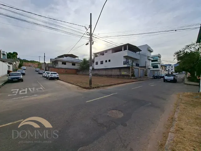 Terreno com 360m², à venda, no bairro Giovanini em Coronel Fabriciano