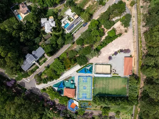 Terreno com 1122m² 1 quarto e 1 banheiro, à venda, no bairro Serra dos Lagos (Jordanésia) em Cajamar