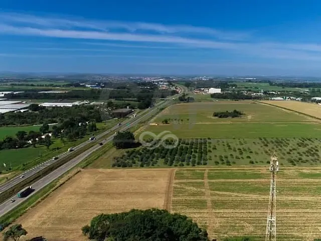 Terreno com 297000m², à venda, no bairro Condomínio Imperial Posse em Santo Antônio de Posse