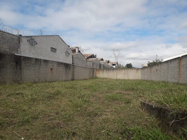Terreno com 312m², à venda, no bairro Jardim Continental em Taubaté