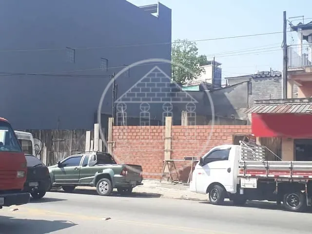 Terreno com 200m², à venda, no bairro Jardim Myrna em São Paulo