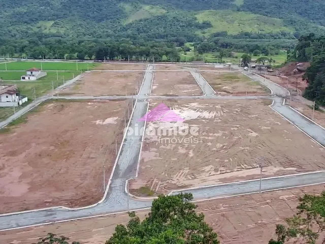 Terreno com 150m², à venda, no bairro Portão Vermelho em Paraty