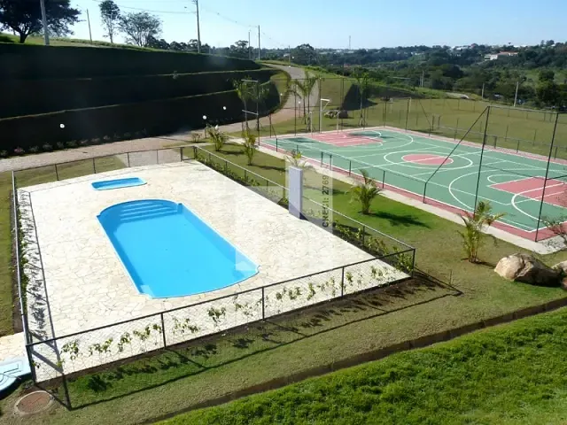 Terreno com 250m², à venda, no bairro CECOM (Jacaré) em Cabreúva