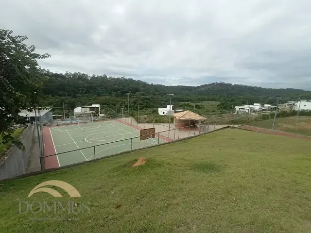 Terreno com 757m², à venda, no bairro Gran Royalle em Santana do Paraíso
