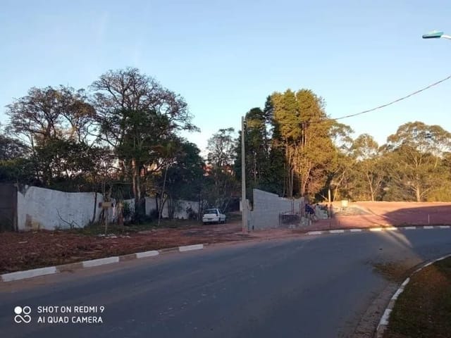 Terreno com 320m², à venda, no bairro Jardim San Ressore (Caucaia do Alto) em Cotia
