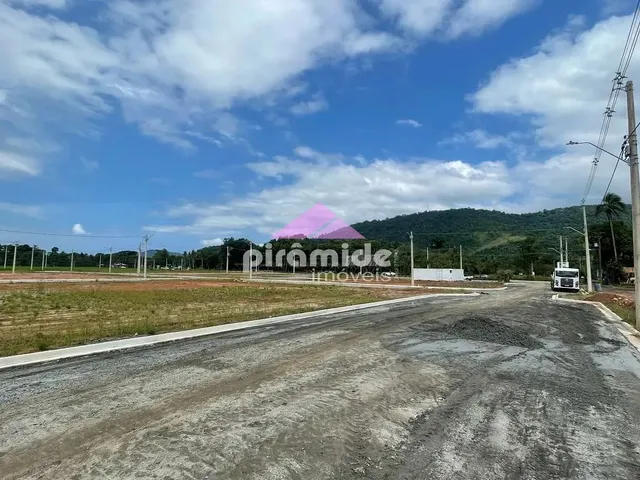 Terreno com 360m², à venda, no bairro Paraty em Paraty
