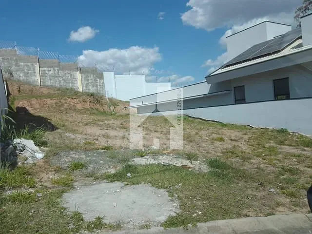 Terreno com 365m², à venda, no bairro Jardim Celeste em Jundiaí