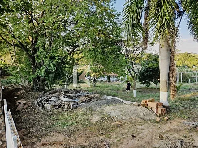Terreno com 1890m², à venda, no bairro Vale das Laranjeiras em Indaiatuba