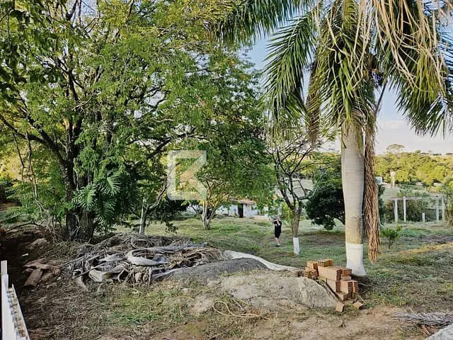 Terreno com 1890m², à venda, no bairro Vale das Laranjeiras em Indaiatuba