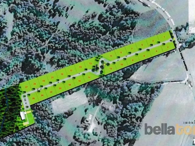 Terreno à venda, no bairro Centro em Campo Magro